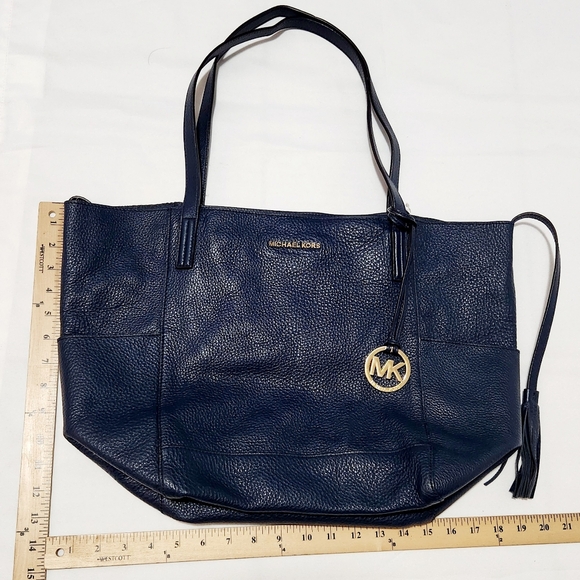Michael Kors Saffiano Leather Large Shoulder Bag Purse Tote Navy Blue - Picture 5 of 13